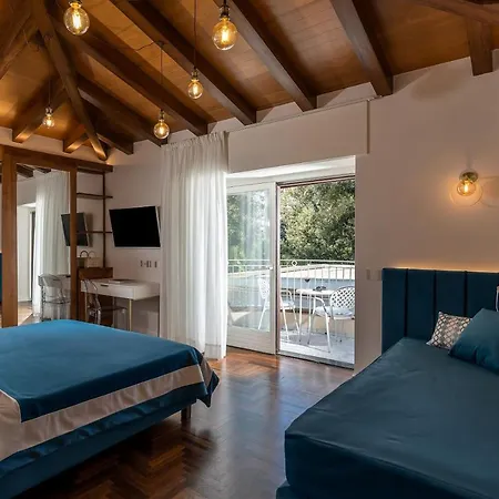 Antiche Mura Relais سورينتو