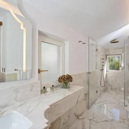 Antiche Mura Relais 4*